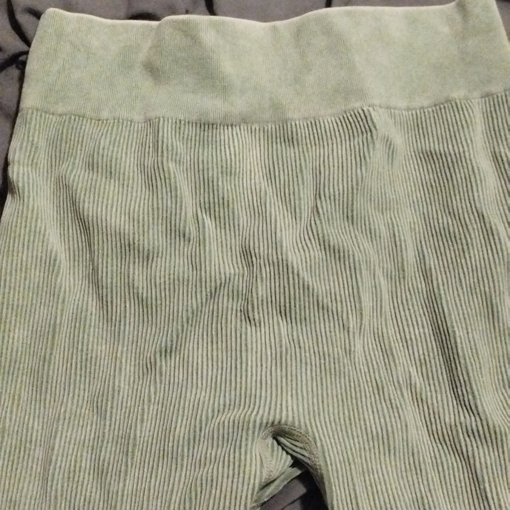 PLT ribbed leggings